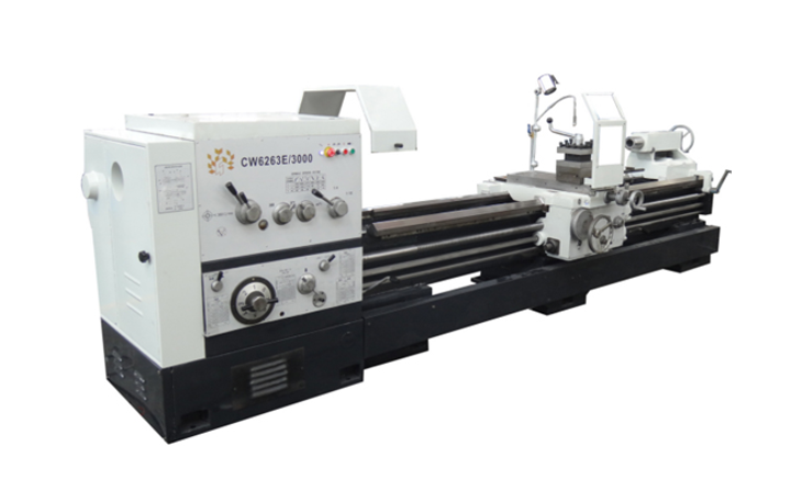 Токарно-винторезный станок CW6263E - 3000 мм